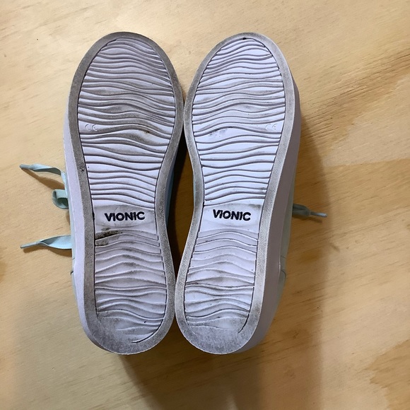 Women's Vionic size 8 KEKE Suede Lace-Up Mist Blue SO SOFT Sneaker - Picture 10 of 11